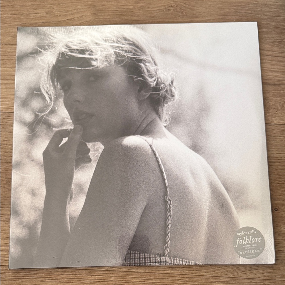 Taylor Swift Black & White Folklore Portrait Vinyl Cover